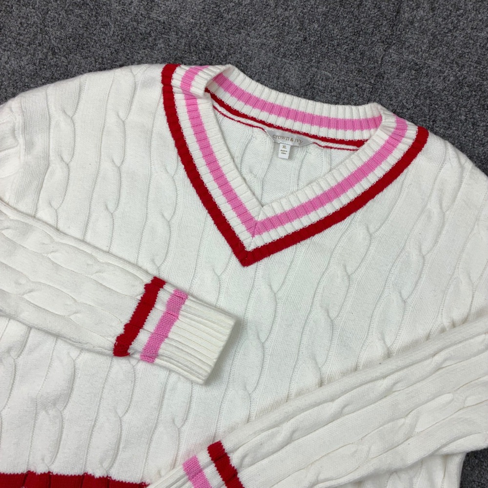 Crown & Ivy Womens Size XL White Cable Knit V-Neck Varsity Stripe Winter Sweater